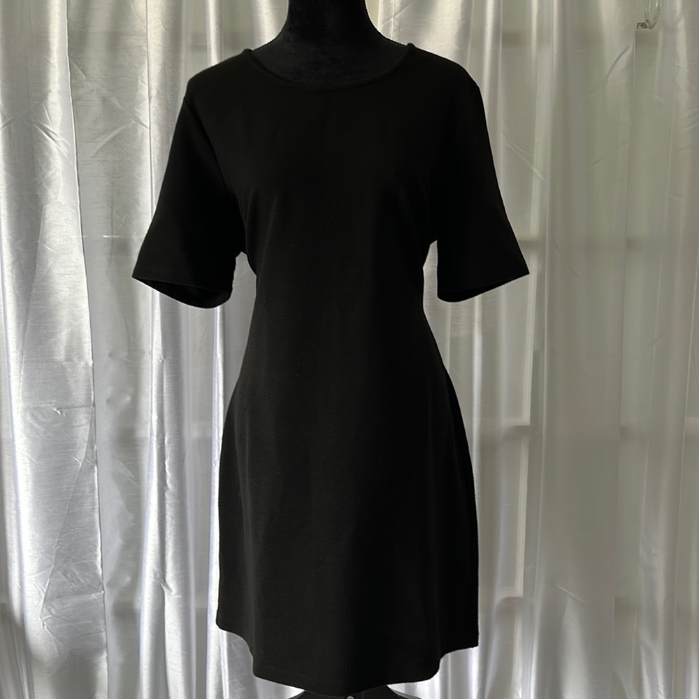 Old Navy Black Short Sleeve Dress